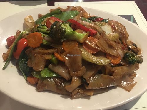 Drunken noodles  at EZ Thai Too in Solomons