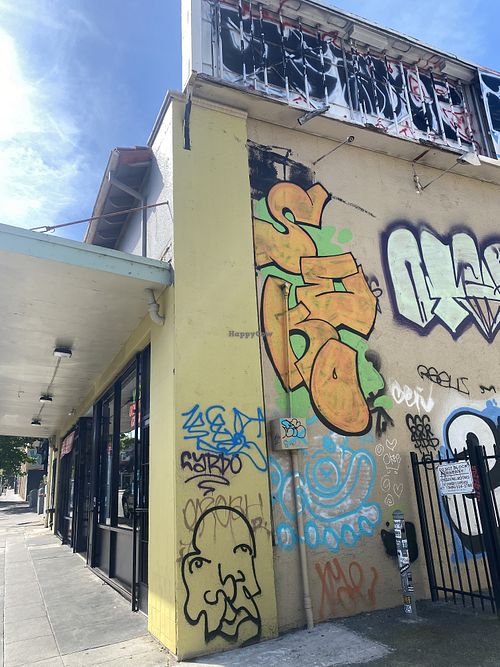 Upon Arrival - Exterior Coming from Lake Merritt   at Vegan Donut Gelato in Oakland