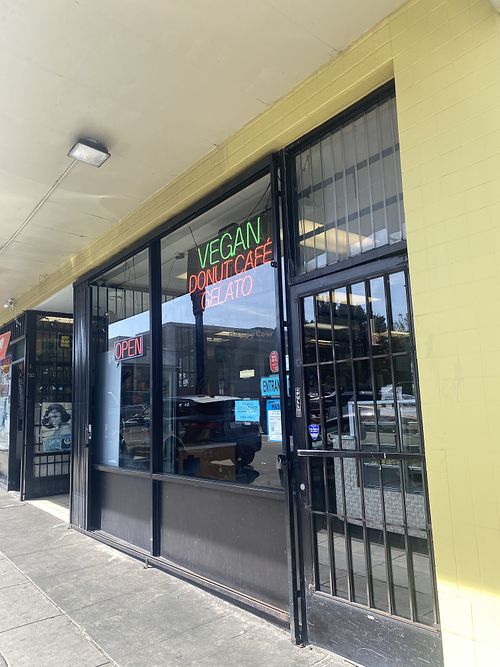 Vegan Donuts is Open!!  at Vegan Donut Gelato in Oakland