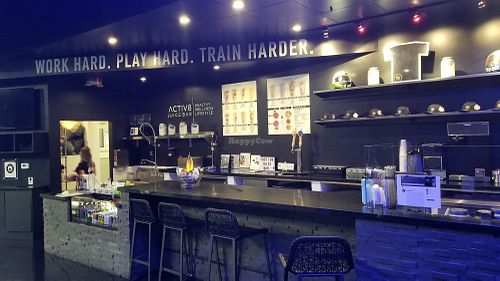 The bar at Activ8 Juice Bar in Los Angeles